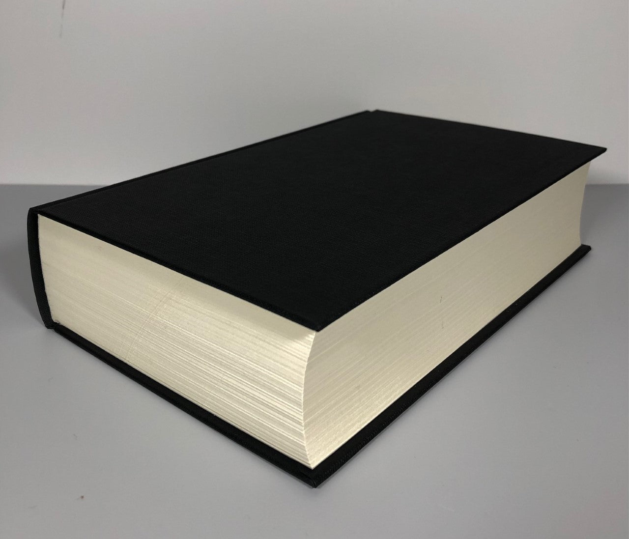 Perdido Street Station by China Mieville (First Edition, First Print, HC, VF)